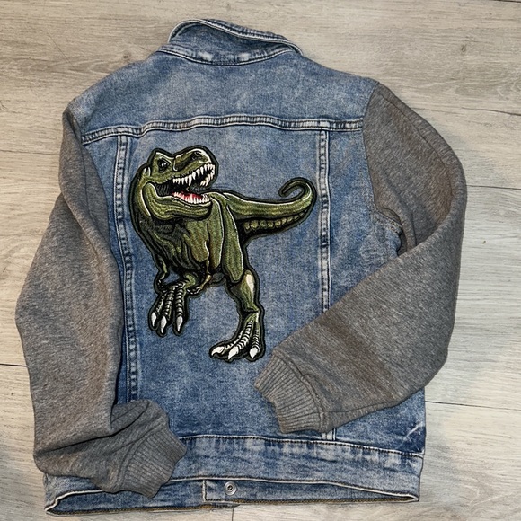 H&M jean jacket dinosaur edition - Picture 4 of 4